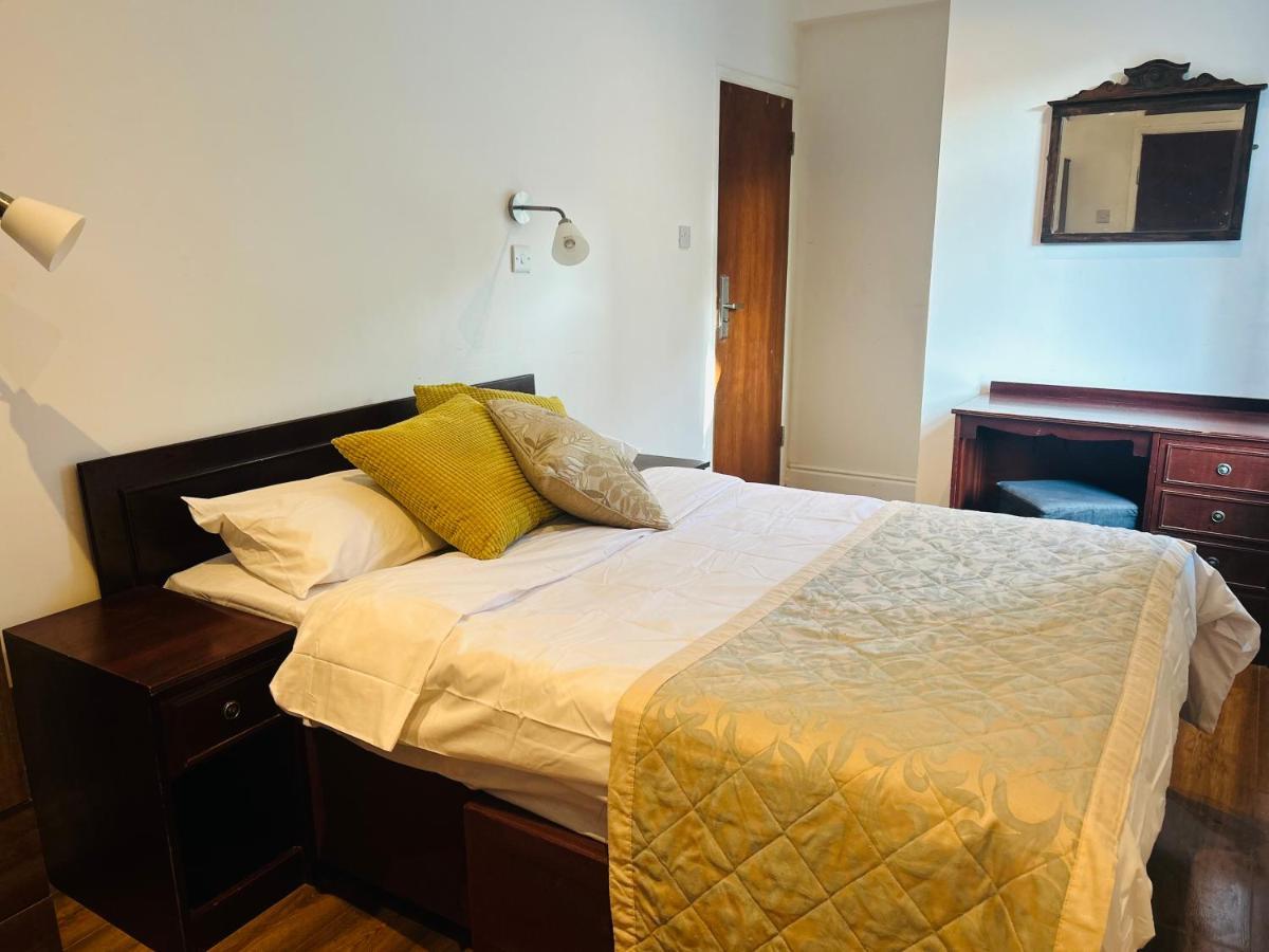 Sinai Hotel London Bagian luar foto