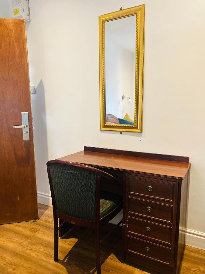 Sinai Hotel London Bagian luar foto