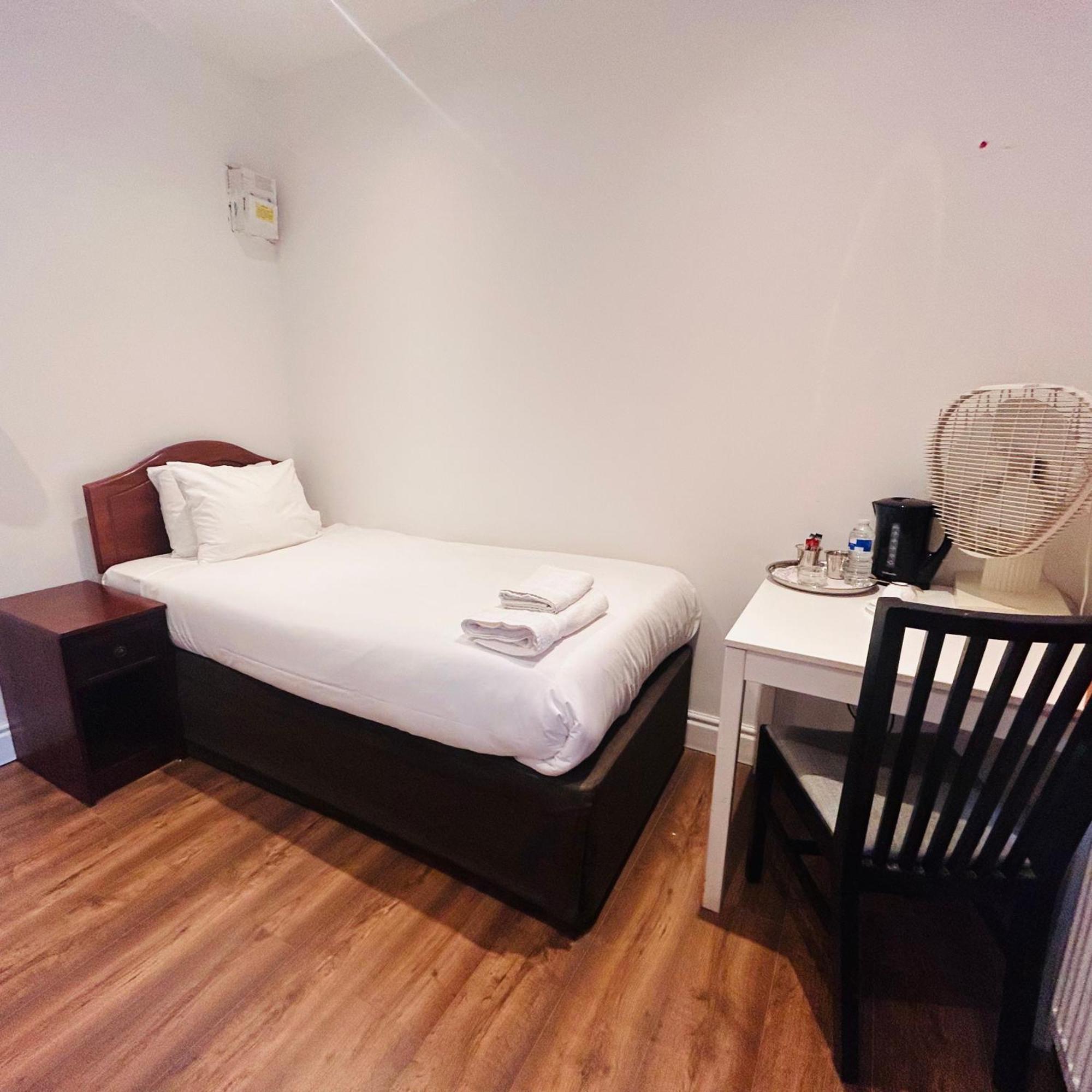 Sinai Hotel London Bagian luar foto